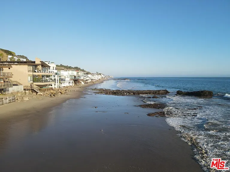 25302 Malibu Rd — Photo 34