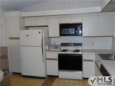 5th image of 10666 Beach Palm Ct APT B