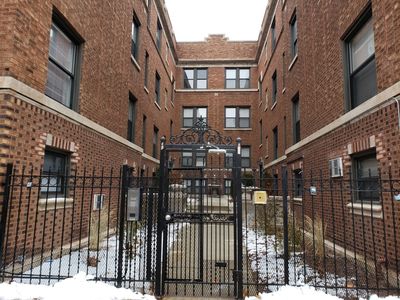 822 W Cuyler Ave APT 231, Chicago, IL, 60613