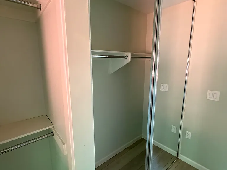 5025 College Ave — Photo 14