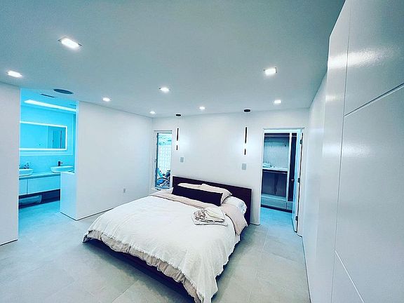 Master Bed