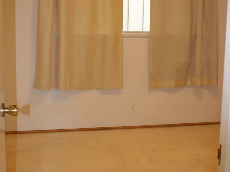 6850 Kenilworth Ave — Photo 9