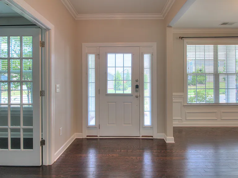 3013 Hamilton Mill Dr — Photo 3