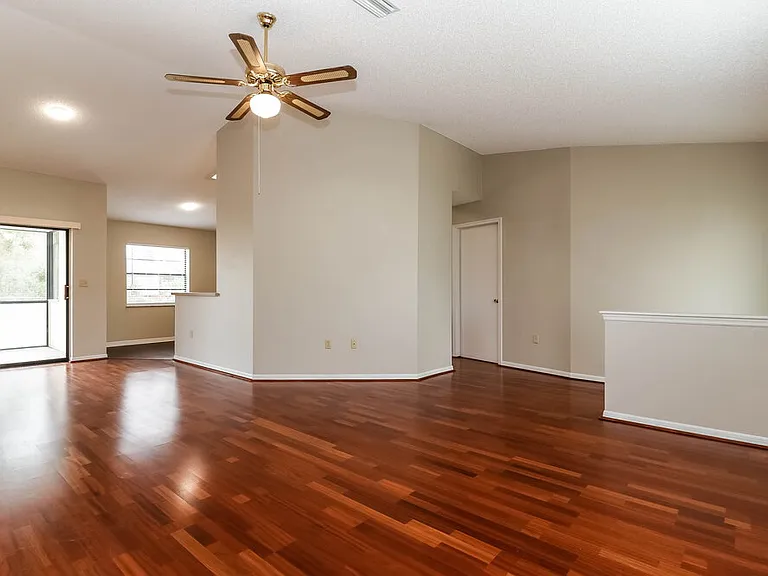 11479 Cavern Rd — Photo 4