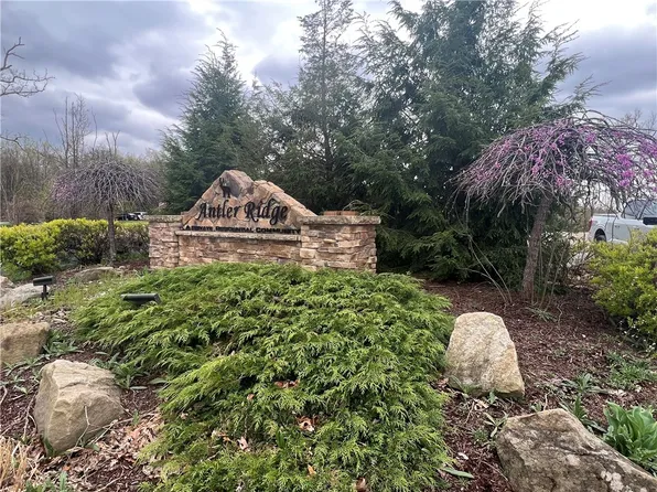 4 Dutch Ridge Rd, Beaver, PA 15009