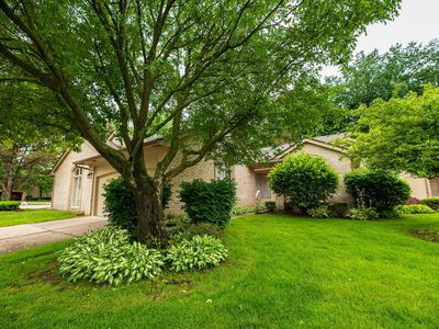 17723 E Kirkwood Dr #174, Clinton Township, MI, 48038