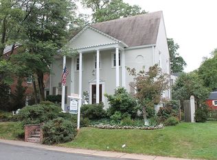 2316 S Inge St, Arlington, VA 22202