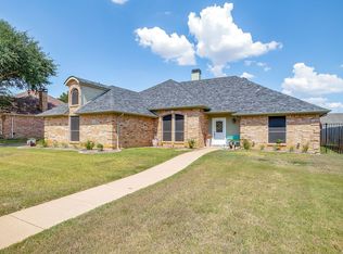 105 Shorewood Pl, Joshua, TX 76058