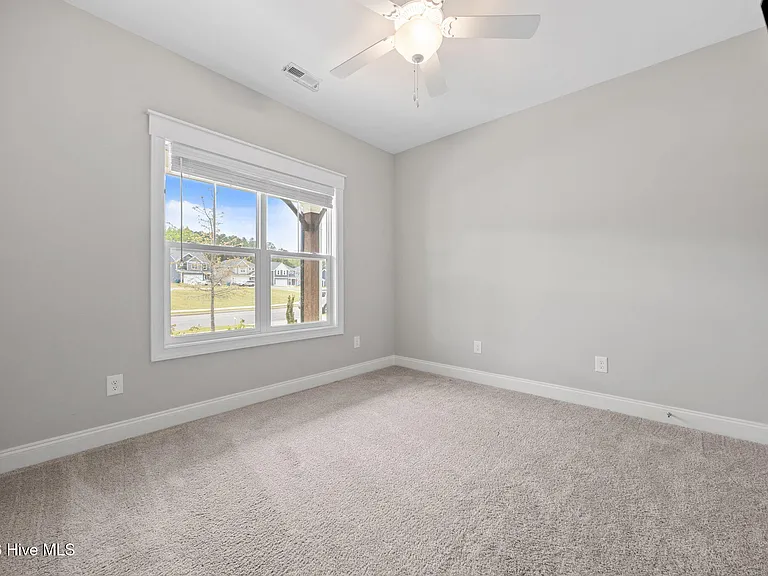 324 Dunston Rd — Photo 11