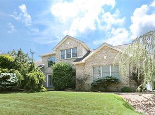 6 Meriwether Trl, Congers, NY 10920