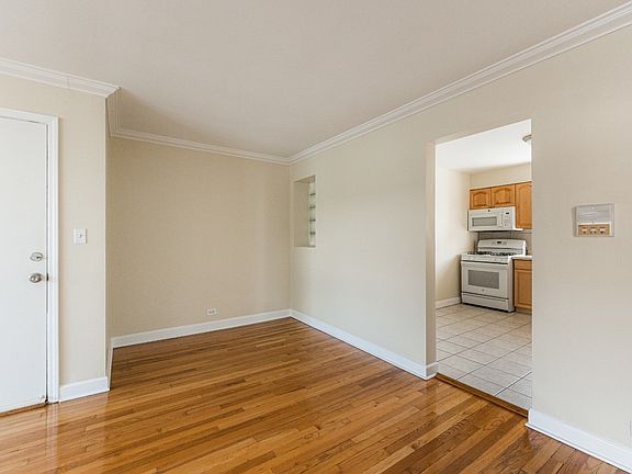 4th image of 1528 N Harlem Ave APT 3W