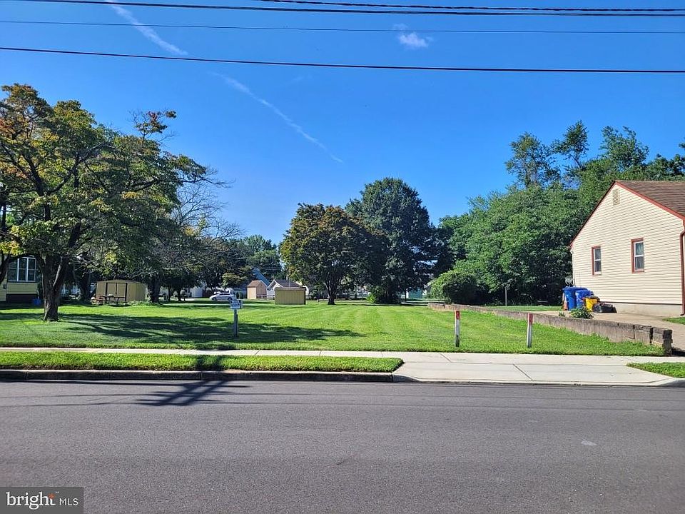 1st image of 436 Wilbur Henry Dr