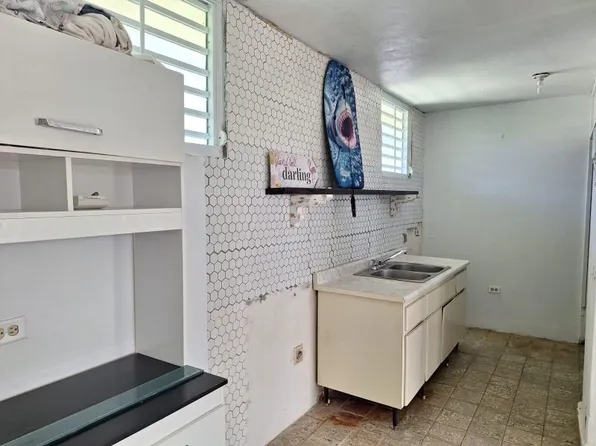 Bo Playa Cond Playa Ave APT 301-B, Arecibo, PR 00612