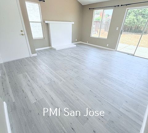 1342 Sunnycrest Cir - Family Room_06162025