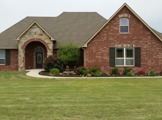 2821 E Elkhorn Dr, Oologah, OK 74053