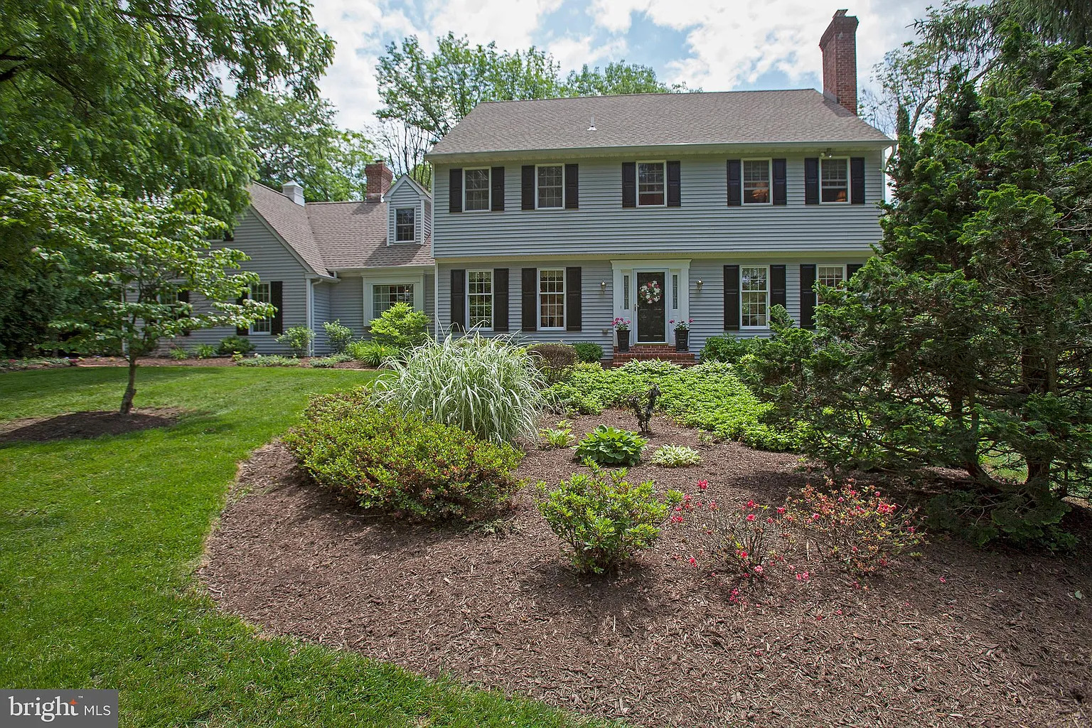 541 Christopher Ln photo 1