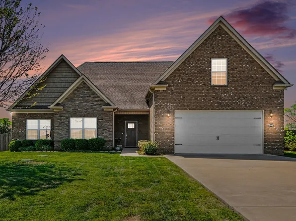 5100 Vinnie Dell Dr, Chapel Hill, TN 37034