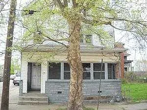 518 Viola Ave photo 1