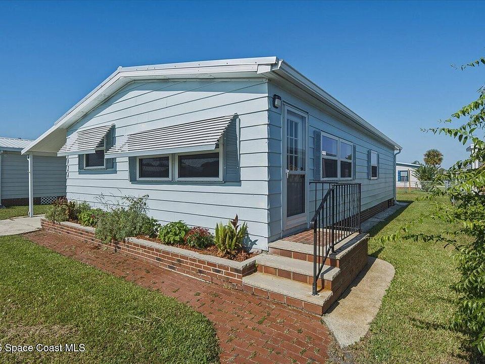 1st image of 1924 Big Cypress St NE
