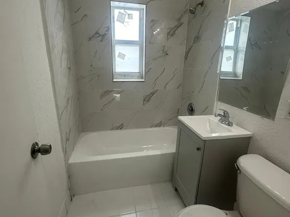 8325 NW 5th Ave, Miami, FL