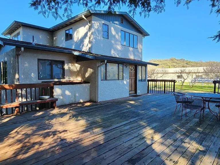 5188 Gordon Valley Rd — Photo 4
