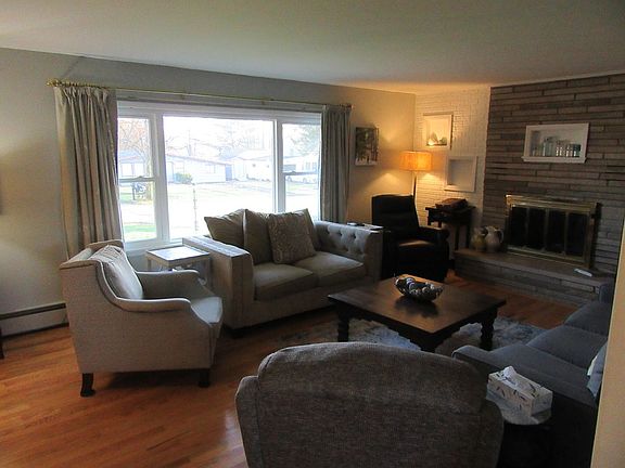 5th image of 108 E Bennett Cir