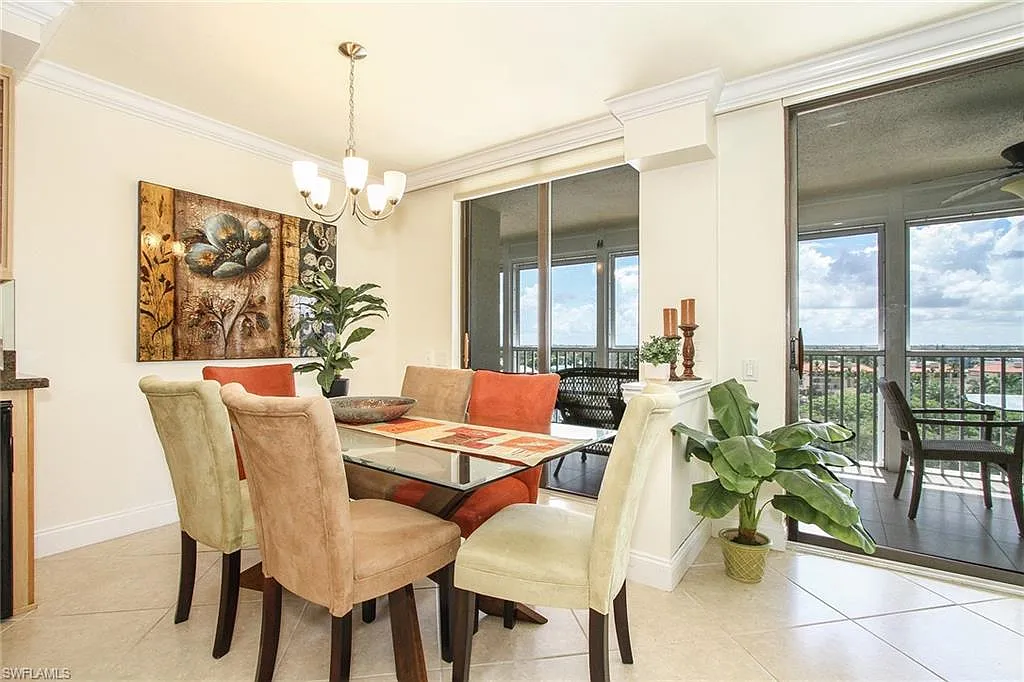 2 bed, 2.0 bath, 1850 sqft, $18,000 — Photo 2