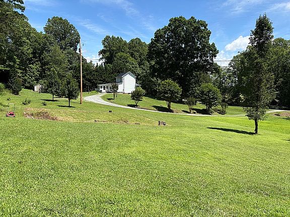 2nd image of 265 Dillards Hill Rd