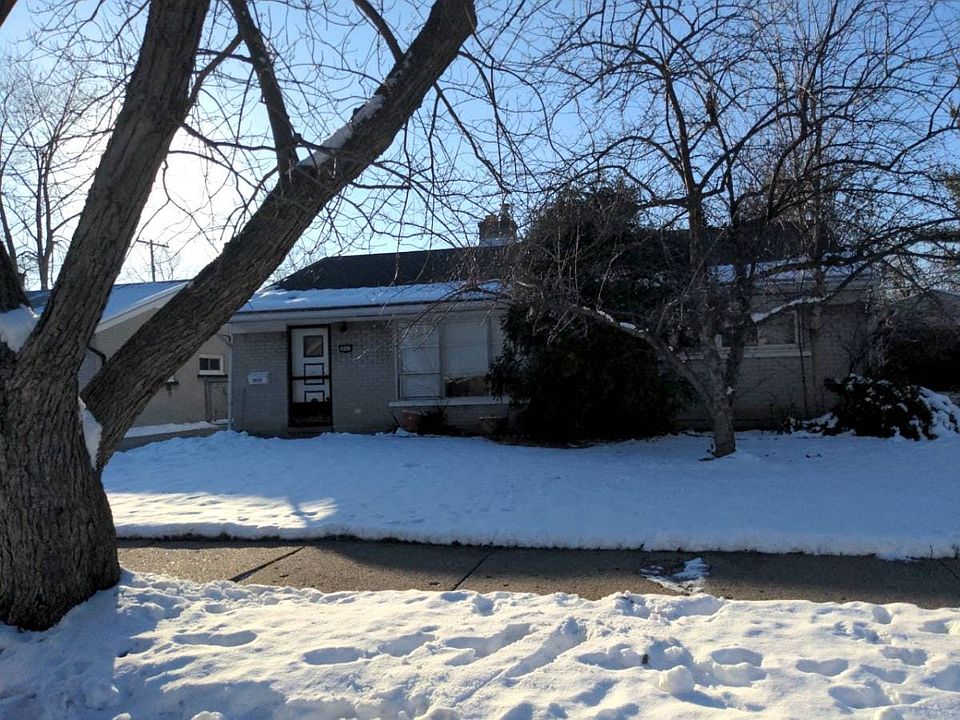 2nd image of 26403 Lehner St