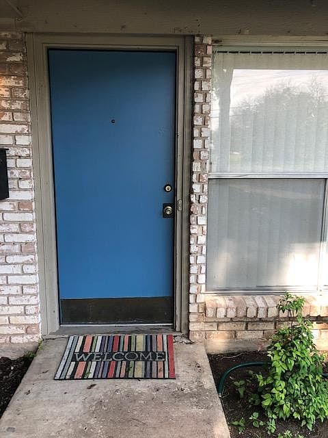 1st image of 8314 Bowling Green Dr