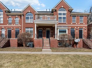 3245 Newbury Pl, Troy, MI 48084