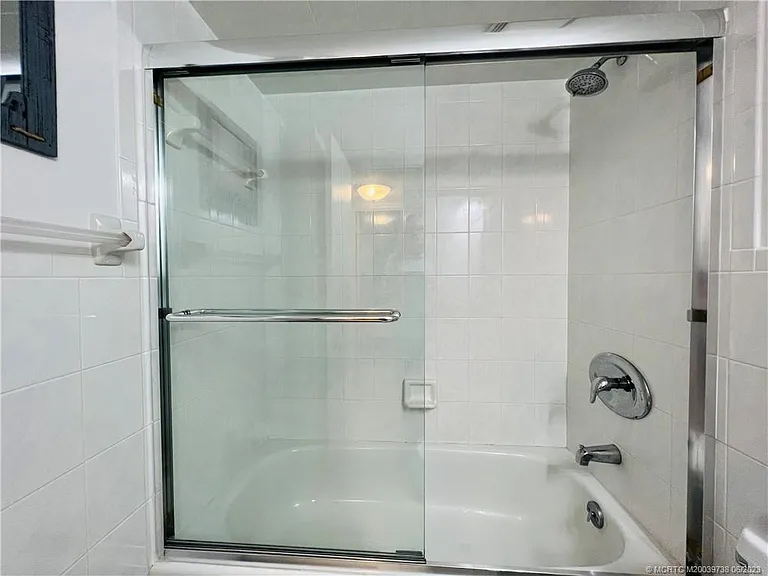 9490 S Ocean Dr #213 — Photo 59