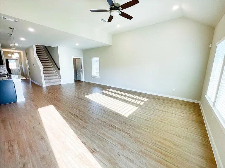 8623 Oceanmist Cove Dr — Photo 3