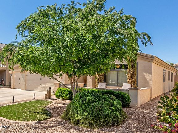 5th image of 1734 E WILDFLOWER Lane