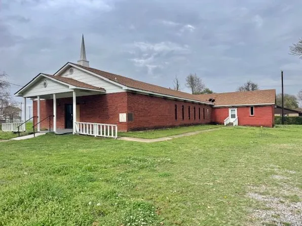 108 George Holloway Jr Dr, Leland, MS 38756