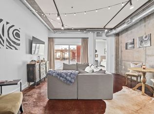150 Bee St APT 312, Charleston, SC 29401