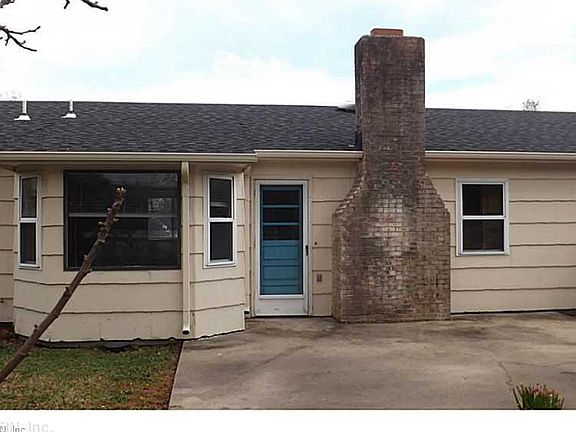 5th image of 5104 Janet Dr