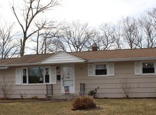 38 Arrowhead Rd, Bellingham, MA 02019