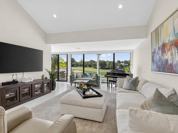 19530 Sawgrass Drive #1501, Boca Raton, FL 33434