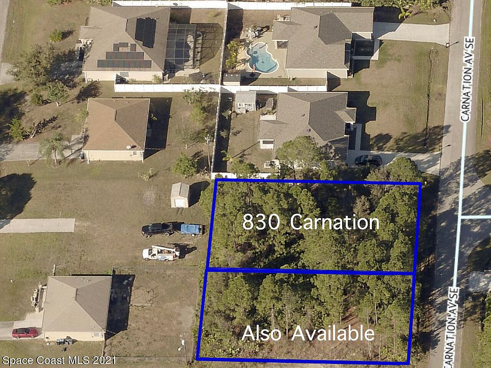 1st image of 830 Carnation Ave SE