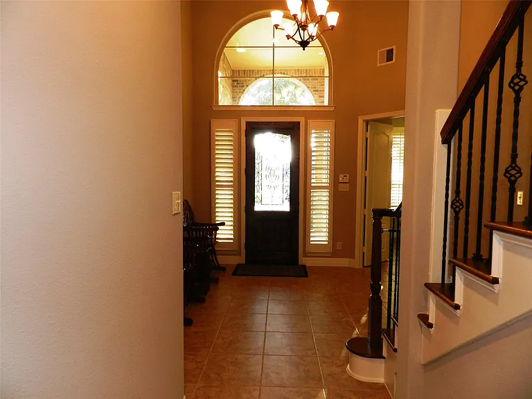 4419 Montcliff Bend Ct — Photo 4