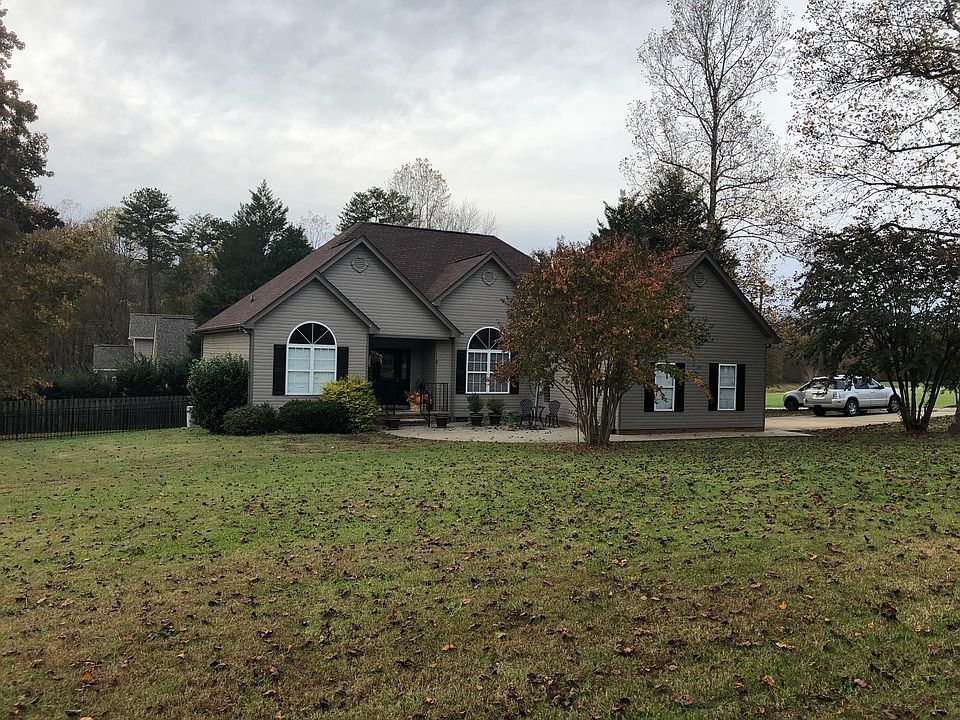 1st image of 1969 Twin Ponds Dr