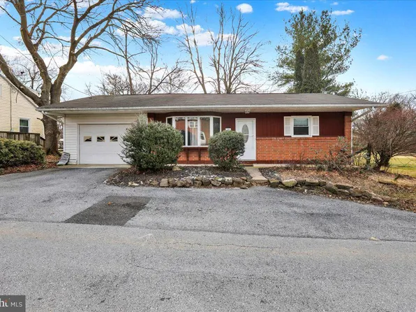 84 Quittapahilla Dr, Annville, PA 17003