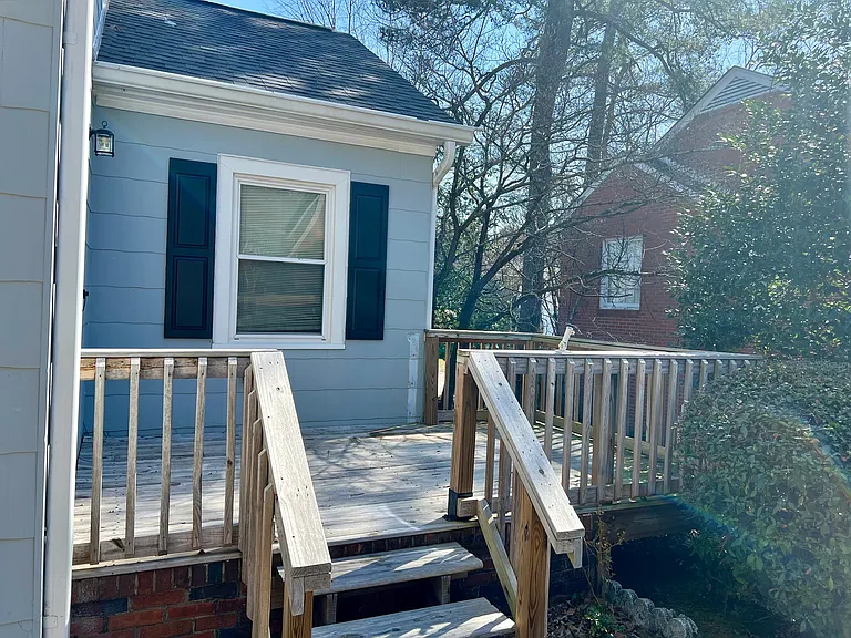 435 Rollingwood Cir — Photo 10