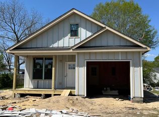 408 S Brevard St, Selma, NC 27576