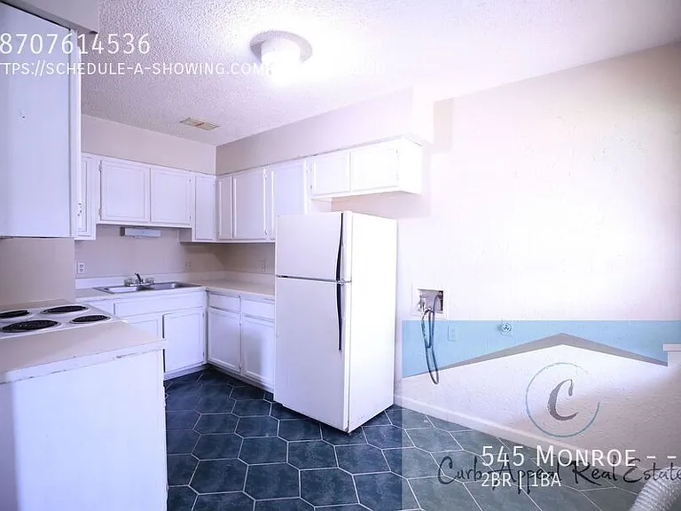 545 Monroe Ave #3 — Photo 10