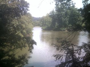 1130 Lakeside Dr, Ashland City, TN 37015