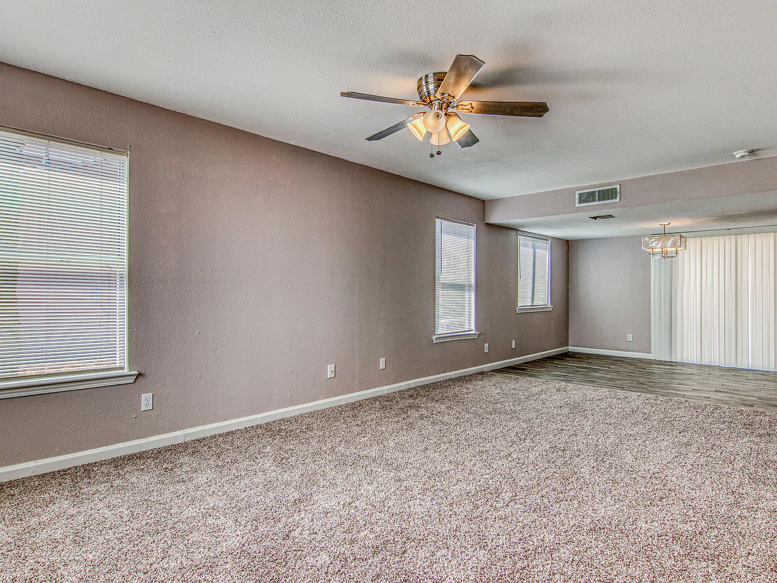 3 bed, 3.0 bath, 1480 sqft, $1,750 — Photo 4