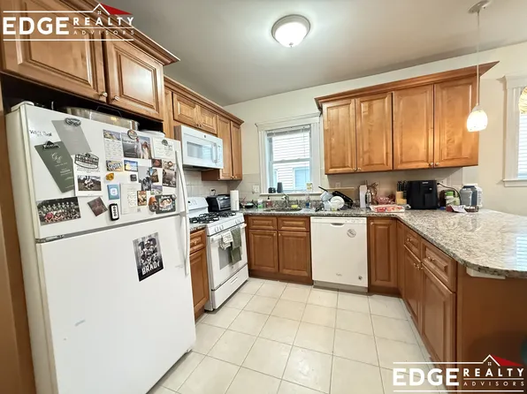 29 Belknap St, Somerville, MA