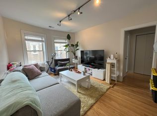 4841 N Ashland Ave #317, Chicago, IL 60640